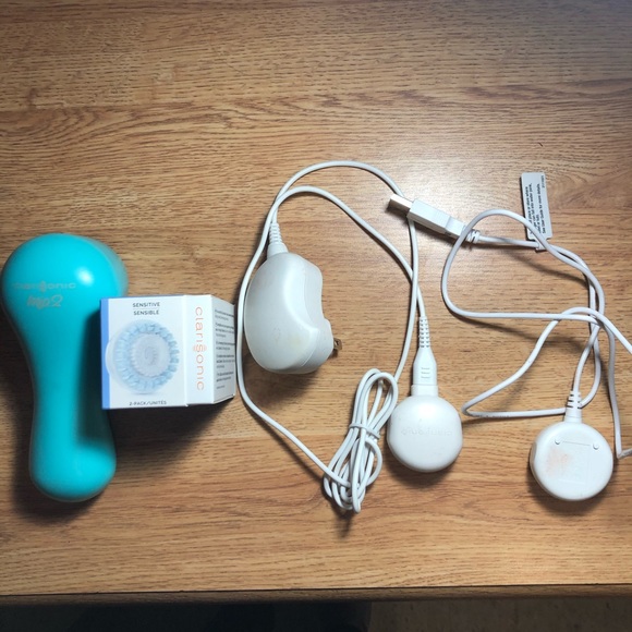 Clarisonic Mia 2 & Accessories